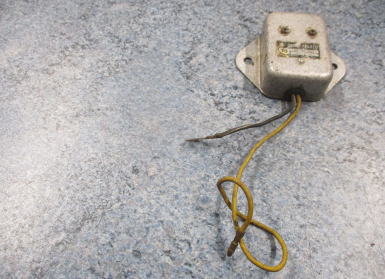 Regulator rectifier  Suzuki GS 750