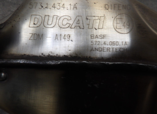 Auspuff Ducati Monster 797