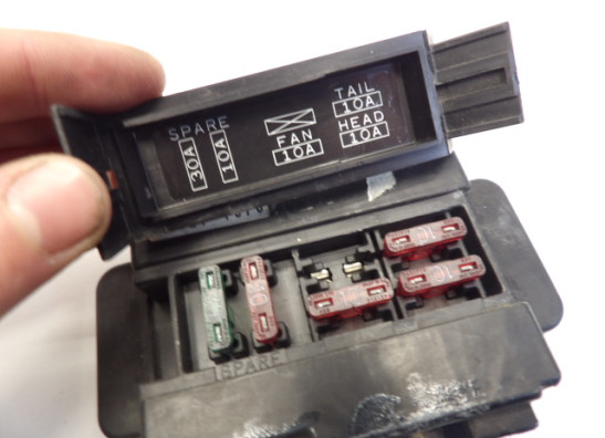 Zekeringkast Kawasaki ZZR 250