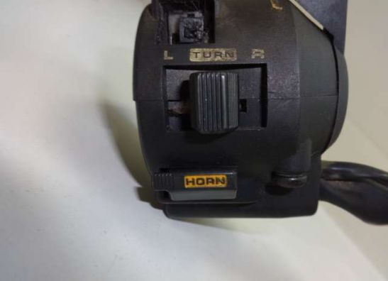 Stuurschakelaar links Honda VF 1000 F