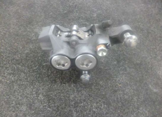 Remklauw rechts voor Yamaha FZ1