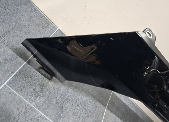 Rechter onderkuip Yamaha YZF R1