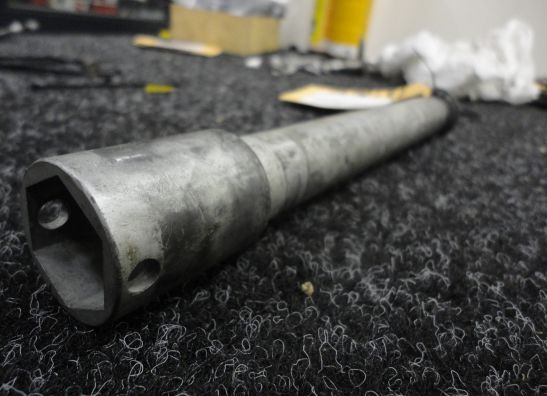 Axle front Honda CBR Fireblade