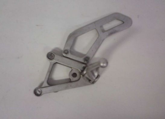 Main step holder left Aprilia RSV 1000