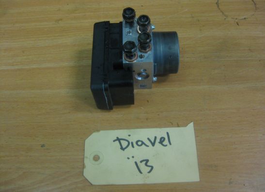 ABS pumpe druckmodulator Ducati Diavel