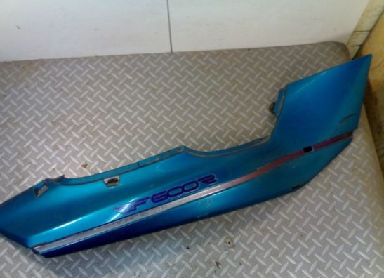 Rechter achterkant Suzuki RF 600