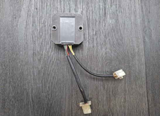 Spanningsregelaar Honda CB 400