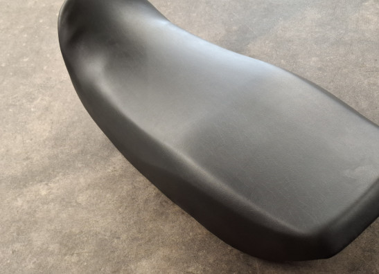 Seat Kawasaki GPZ 550