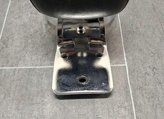 Rugsteun sissybar Harley Davidson FXSTD Deuce