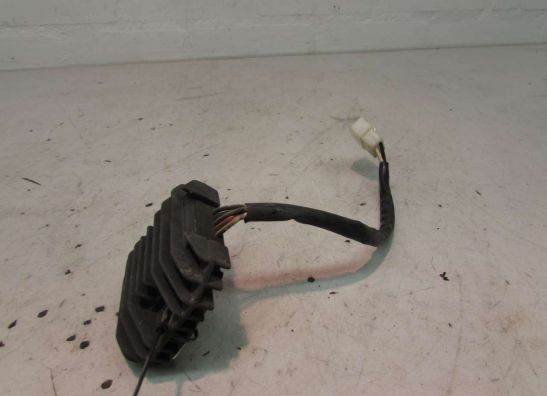 Regulator rectifier  Yamaha FAZER 600