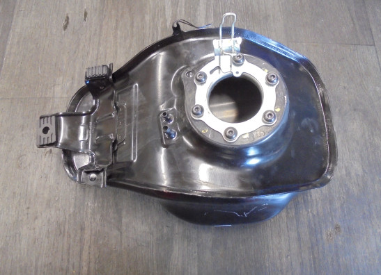 Tank Husqvarna Svartpilen 125