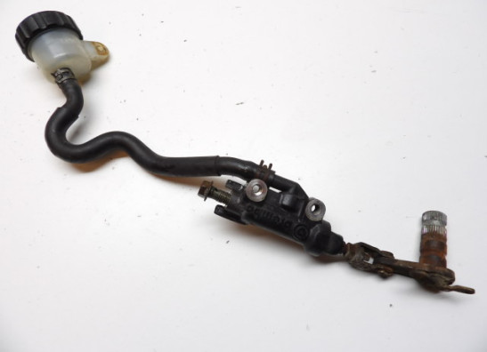 Rempomp achter Yamaha XJ 900 S Diversion