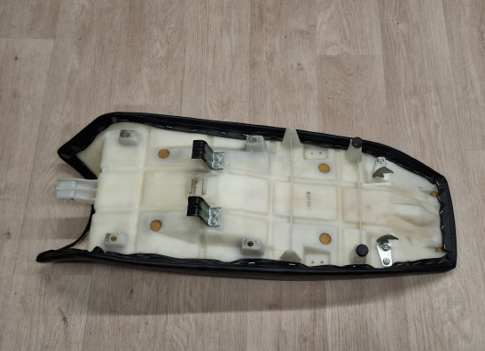 Zadel Kawasaki GPX 750