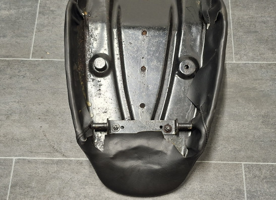 Zadel Moto Guzzi V 65 C