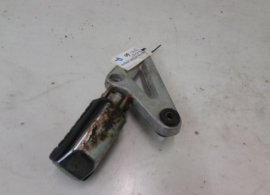 Duo voetsteun rechts Honda VF 700  750 C Magna