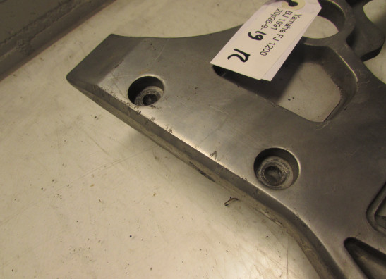 Main step holder right Yamaha FJ 1200