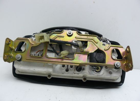 Teller Suzuki GSX F 1100