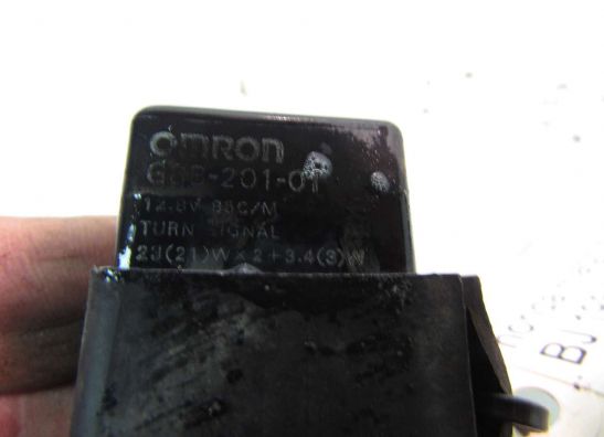 Relais unit Honda VF 700  750 C Magna