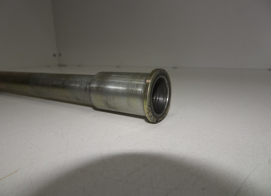 Axle front Ducati 600 SS Supersport