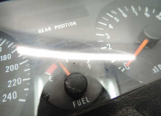 Teller Suzuki GSX 550 EF