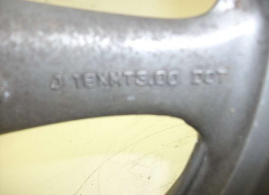 Felge vorne Suzuki VX 800