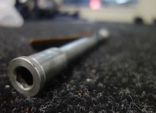 Axle front Kawasaki ER 6