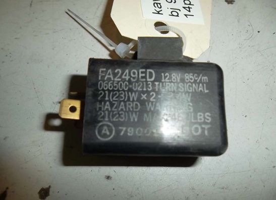 Relais unit Kawasaki ZZR 1100