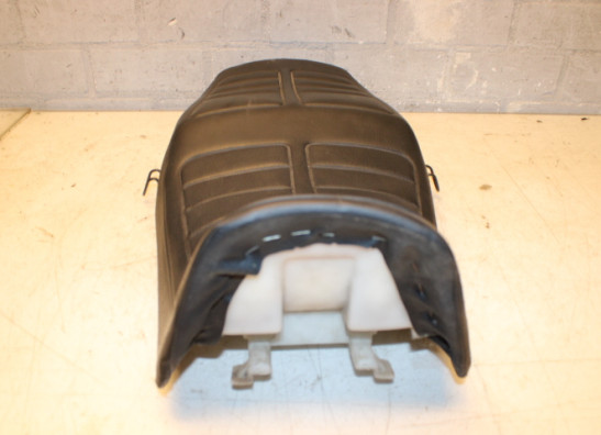 Zadel Yamaha XJ 900 S Diversion