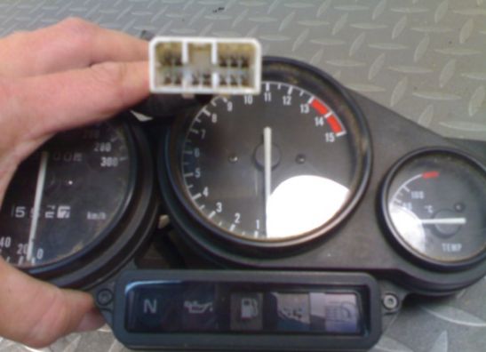 Meter Yamaha FZR 600