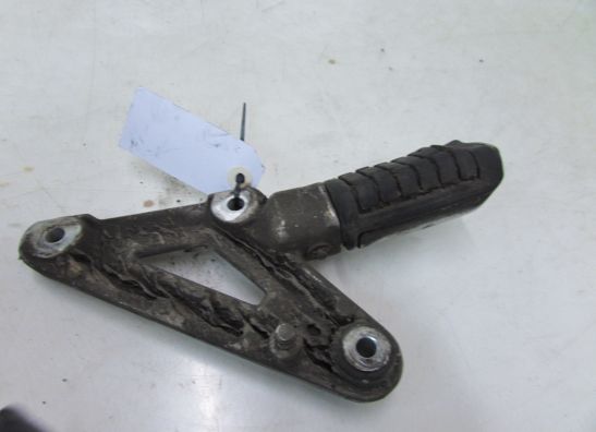 Duo voetsteun rechts Honda VF 700  750 C Magna