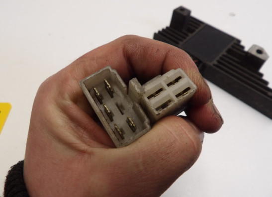 Regulator rectifier  Honda CB 700