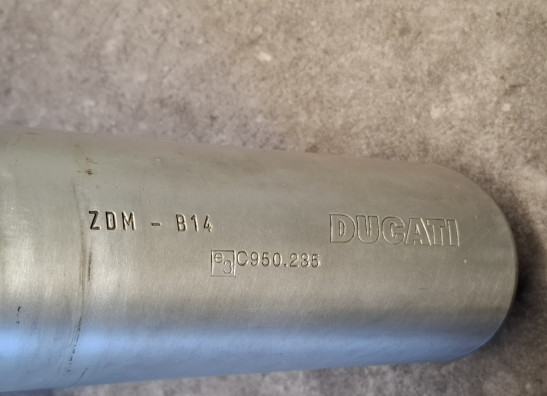 Uitlaat Ducati 748