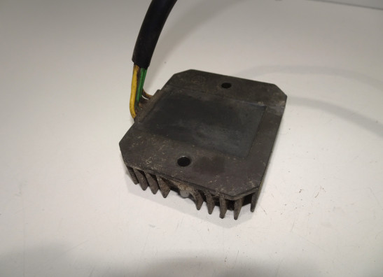 Regler Gleichrichter BMW F 650 CS Scarver