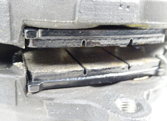 Remklauw links voor Suzuki GSR 600