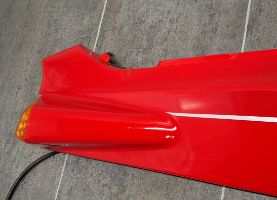 Rechter achterkant Honda VFR 750