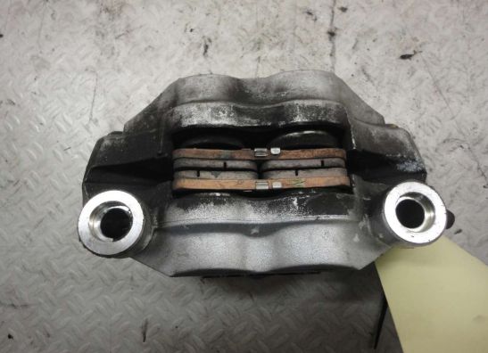 Remklauw links voor Suzuki M 1800 Intruder