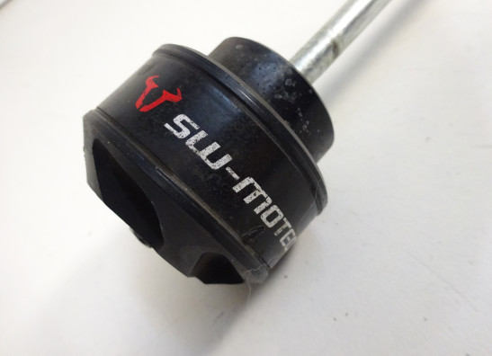 Rear axle Triumph Tiger 1050