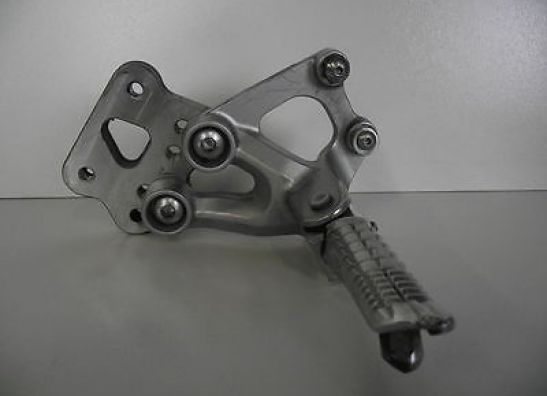 Main step holder left Suzuki GSX R 750