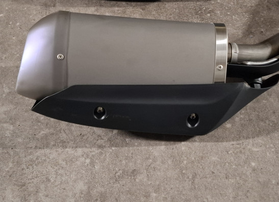 Uitlaat Yamaha YZF R1