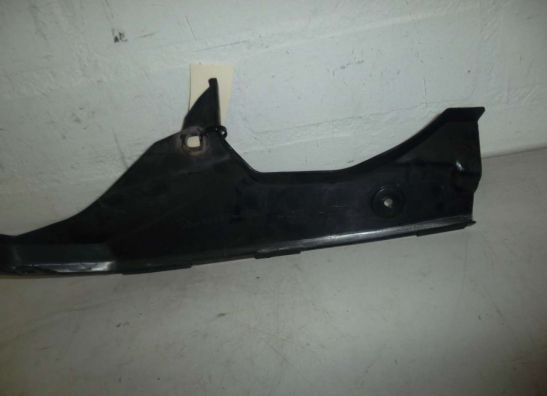 Cowl upper right Yamaha FAZER 600