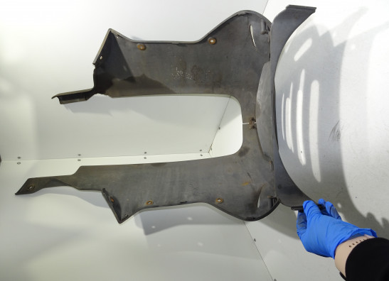 Cowl V shape under Honda ST 1100 Pan European