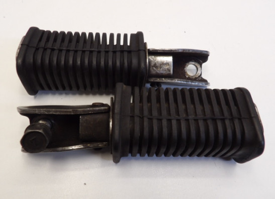 Duo footrest set Suzuki GSX 400 E