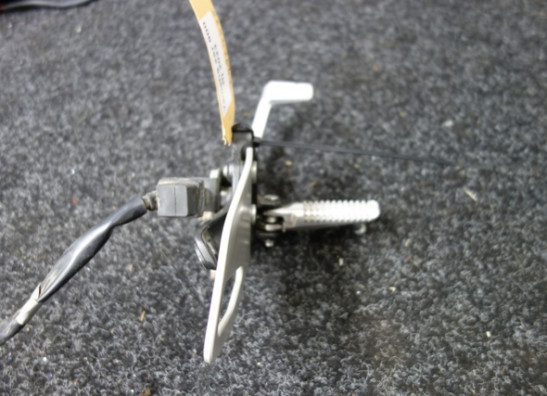 Main step holder right Yamaha XSR 900