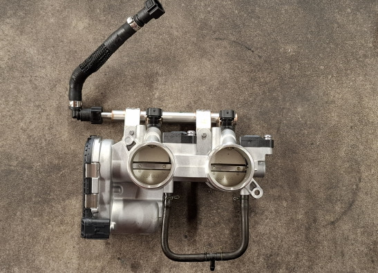 Gasklephuis Voge 900 DSX