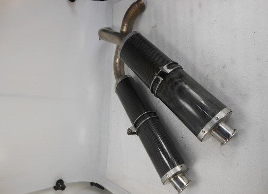 Uitlaat Ducati 748