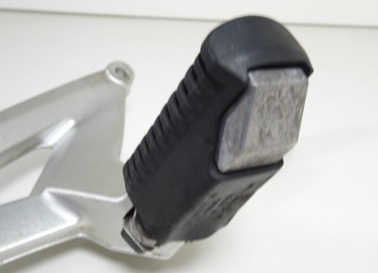Fussrastetrager vorne links BMW K 1300 GT