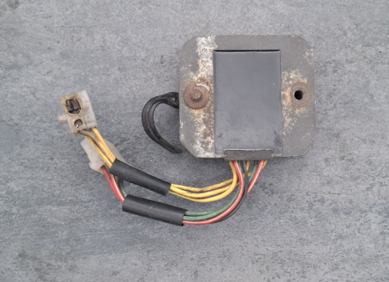 Spanningsregelaar Honda VF 500 