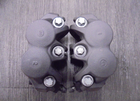 Bremssattel Bremszangen vorne Honda CRF 1100L Africa Twin Adventure Sports ES