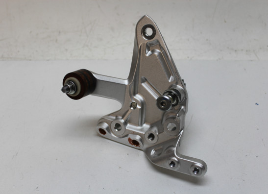 Fussrastetrager vorne links Yamaha Tenere 700