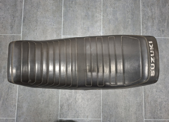 Zadel Suzuki GSX 1100 E